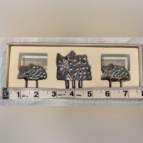 NWT Pier 1 Aluminum Cheese Service Set New Party Charcuterie - Picture 5 of 6